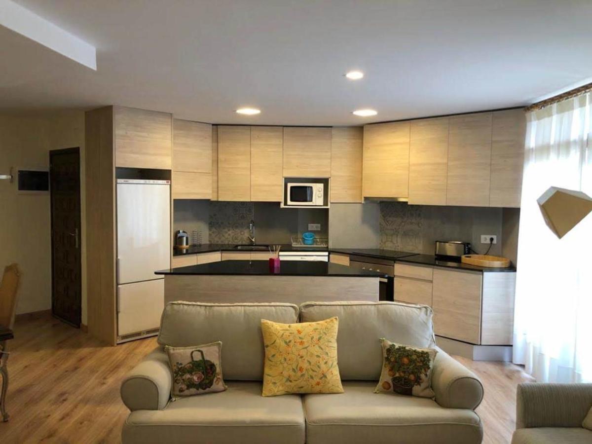 Apartamentos Betren Priviletge I by Pirinalia Esterno foto